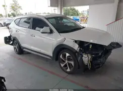 KM8J33A25HU461806 2017 HYUNDAI TUCSON