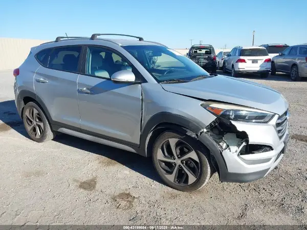 KM8J33A25HU480551 2017 HYUNDAI TUCSON - Image 1
