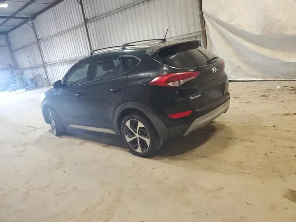 KM8J33A25HU494787 2017 HYUNDAI TUCSON - Image 2