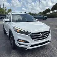 KM8J33A25HU513628 2017 HYUNDAI TUCSON