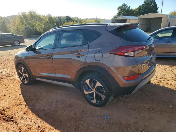 KM8J33A25HU553045 2017 HYUNDAI TUCSON - Image 2
