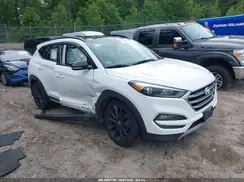 KM8J33A25HU556995 2017 HYUNDAI TUCSON