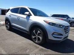 KM8J33A25HU562201 2017 HYUNDAI TUCSON