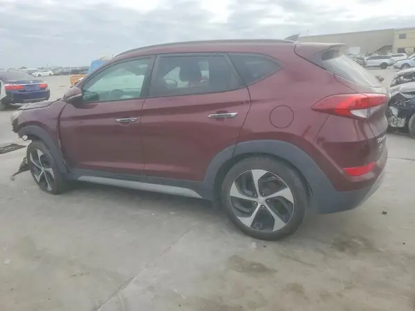 KM8J33A25JU621673 2018 HYUNDAI TUCSON - Image 2