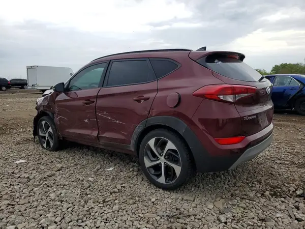 KM8J33A25JU633077 2018 HYUNDAI TUCSON - Image 2
