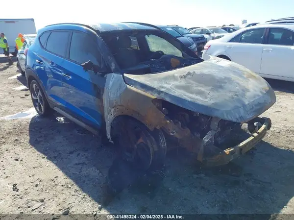 KM8J33A25JU695191 2018 HYUNDAI TUCSON - Image 1