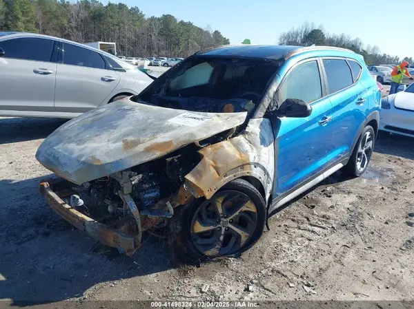 KM8J33A25JU695191 2018 HYUNDAI TUCSON - Image 2