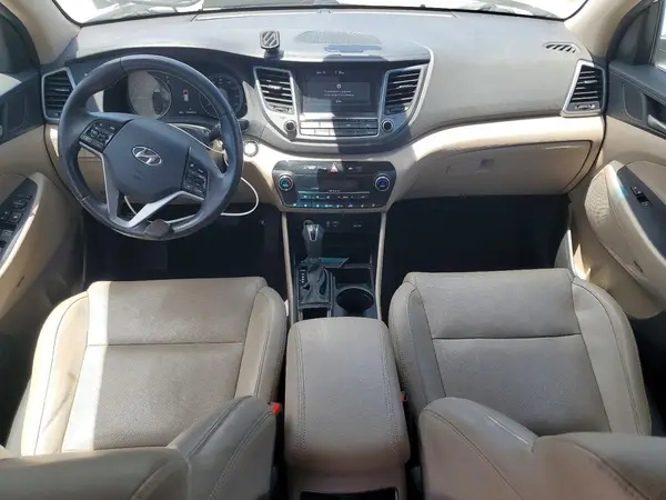 KM8J33A25JU749833 2018 HYUNDAI TUCSON - Image 8