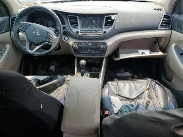 KM8J33A25JU762727 2018 HYUNDAI TUCSON - Image 8