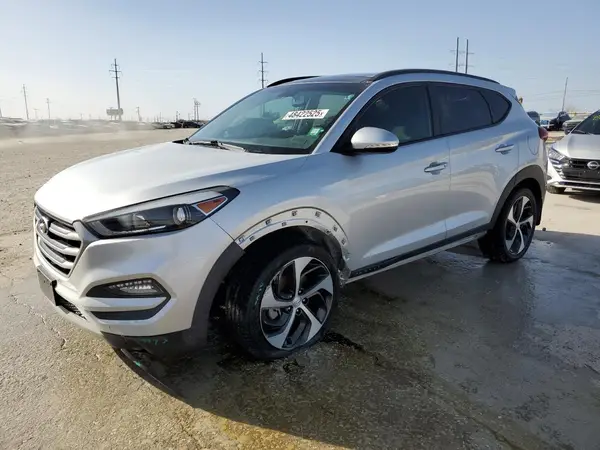 KM8J33A25JU798532 2018 HYUNDAI TUCSON - Image 1
