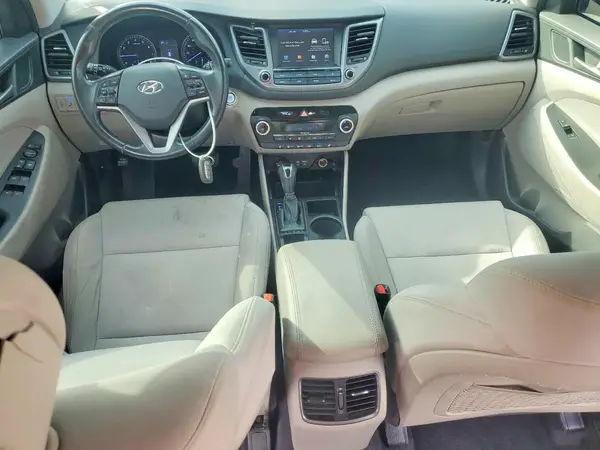 KM8J33A25JU809545 2018 HYUNDAI TUCSON - Image 8