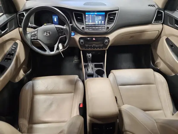 KM8J33A26GU025528 2016 HYUNDAI TUCSON - Image 8