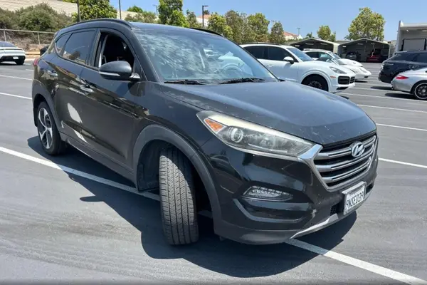 KM8J33A26GU028414 2016 HYUNDAI TUCSON - Image 1