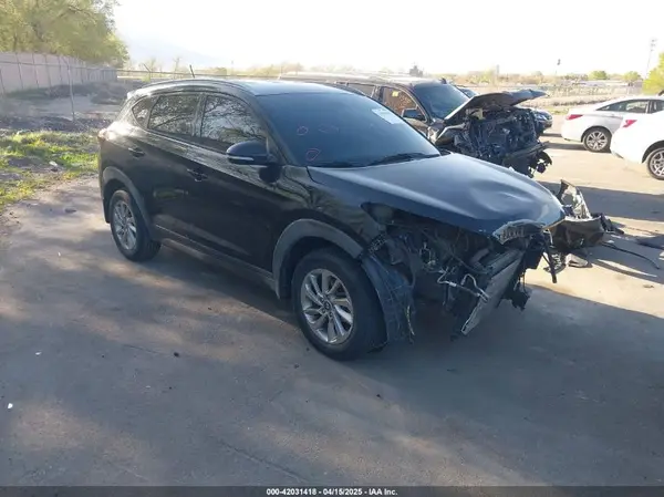 KM8J33A26GU034116 2016 HYUNDAI TUCSON - Image 1