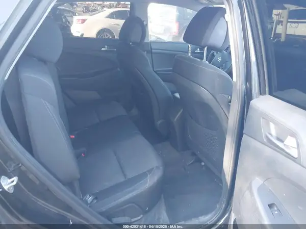 KM8J33A26GU034116 2016 HYUNDAI TUCSON - Image 8