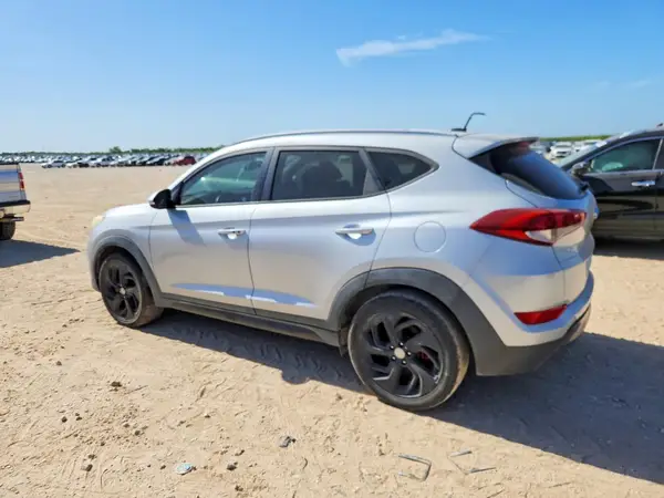 KM8J33A26GU038358 2016 HYUNDAI TUCSON - Image 2