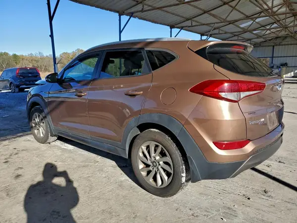 KM8J33A26GU038960 2016 HYUNDAI TUCSON - Image 2