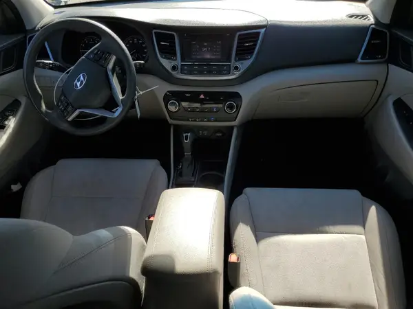 KM8J33A26GU062515 2016 HYUNDAI TUCSON - Image 8