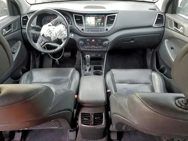 KM8J33A26GU077628 2016 HYUNDAI TUCSON - Image 8