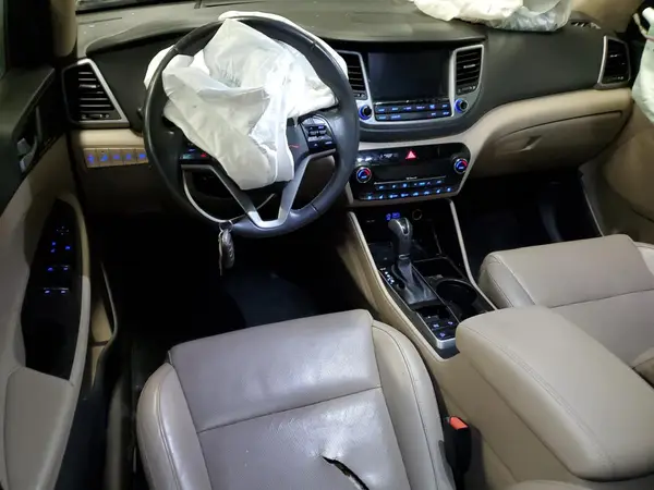 KM8J33A26GU087513 2016 HYUNDAI TUCSON - Image 8