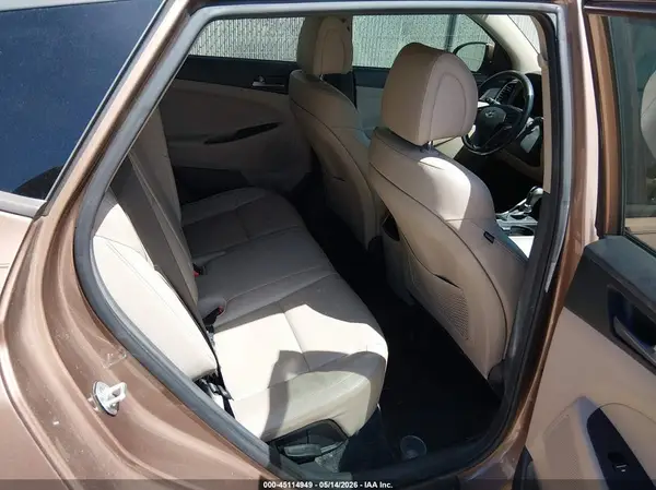 KM8J33A26GU111101 2016 HYUNDAI TUCSON - Image 8