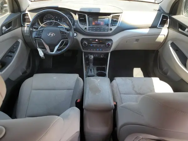 KM8J33A26GU117867 2016 HYUNDAI TUCSON - Image 8