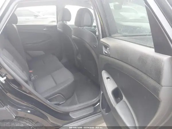 KM8J33A26GU139674 2016 HYUNDAI TUCSON - Image 8