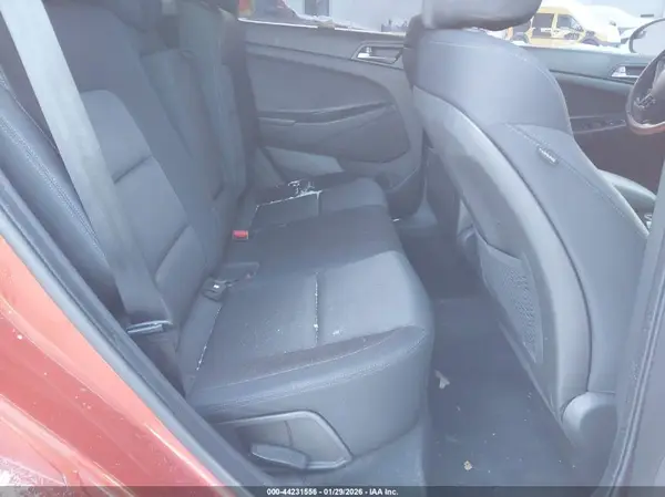 KM8J33A26GU141411 2016 HYUNDAI TUCSON - Image 8