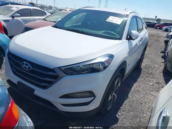 KM8J33A26GU146883 2016 HYUNDAI TUCSON - Image 2