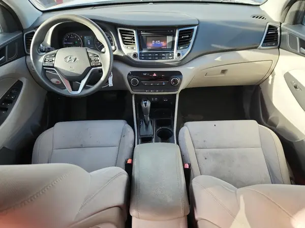KM8J33A26GU152151 2016 HYUNDAI TUCSON - Image 8