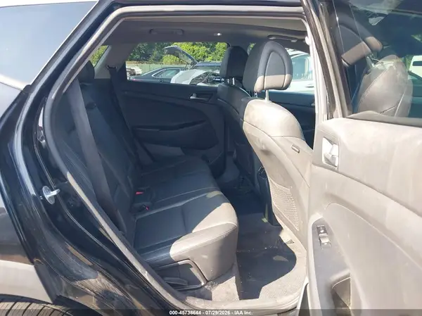 KM8J33A26GU169760 2016 HYUNDAI TUCSON - Image 8