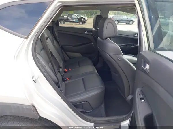 KM8J33A26GU195937 2016 HYUNDAI TUCSON - Image 8