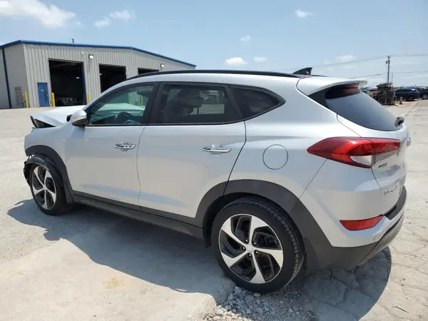 KM8J33A26GU195968 2016 HYUNDAI TUCSON - Image 2