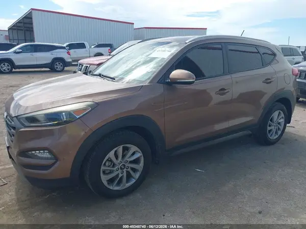 KM8J33A26GU199499 2016 HYUNDAI TUCSON - Image 2