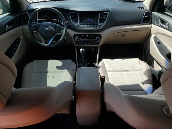 KM8J33A26GU201462 2016 HYUNDAI TUCSON - Image 8