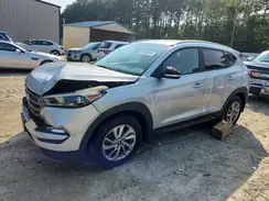 KM8J33A26GU215278 2016 HYUNDAI TUCSON