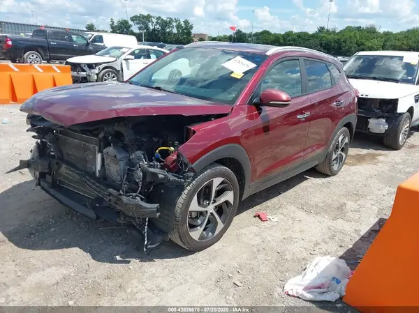 KM8J33A26GU241539 2016 HYUNDAI TUCSON - Image 2