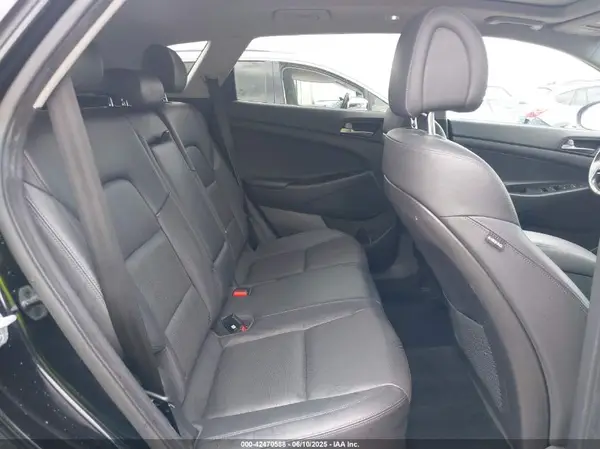 KM8J33A26GU249740 2016 HYUNDAI TUCSON - Image 8