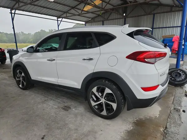 KM8J33A26GU253027 2016 HYUNDAI TUCSON - Image 2