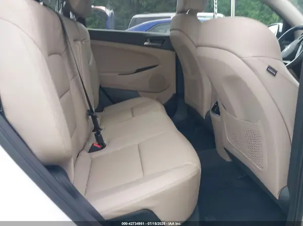 KM8J33A26GU254257 2016 HYUNDAI TUCSON - Image 8