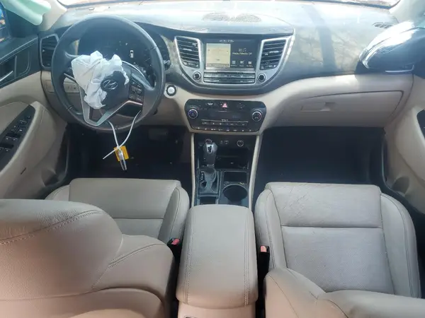KM8J33A26HU277815 2017 HYUNDAI TUCSON - Image 8