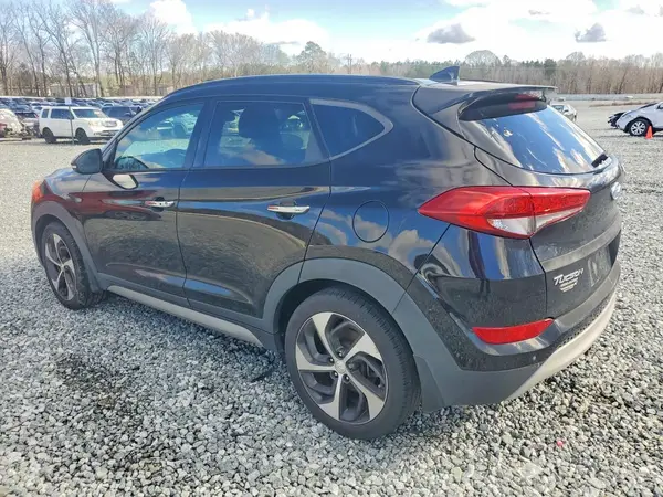 KM8J33A26HU284666 2017 HYUNDAI TUCSON - Image 2