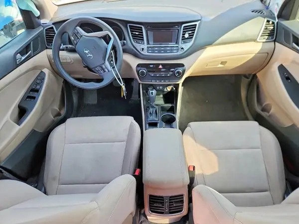 KM8J33A26HU297515 2017 HYUNDAI TUCSON - Image 8