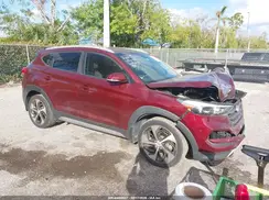 KM8J33A26HU309033 2017 HYUNDAI TUCSON