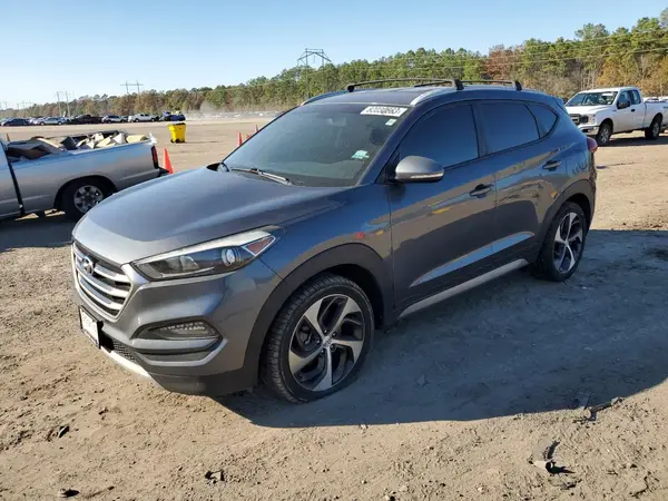KM8J33A26HU326088 2017 HYUNDAI TUCSON - Image 1