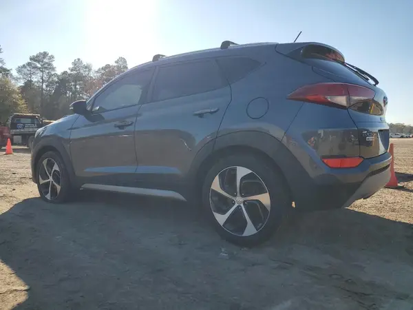 KM8J33A26HU326088 2017 HYUNDAI TUCSON - Image 2