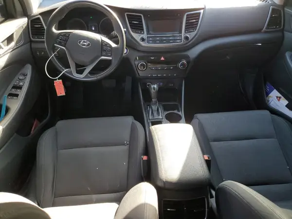 KM8J33A26HU326088 2017 HYUNDAI TUCSON - Image 8