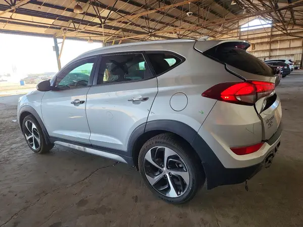 KM8J33A26HU336118 2017 HYUNDAI TUCSON - Image 2