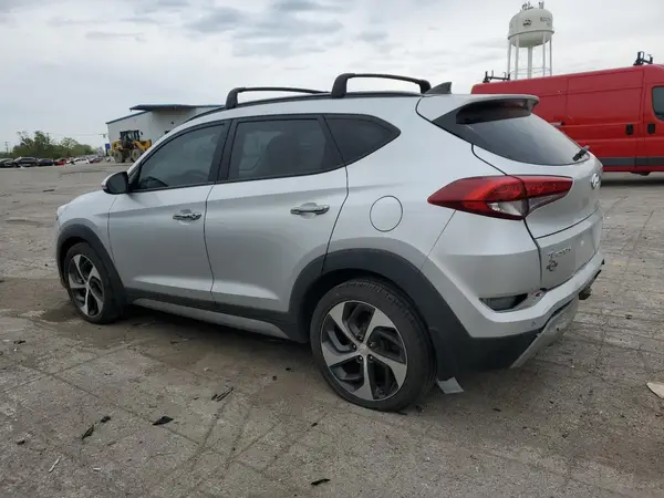 KM8J33A26HU336538 2017 HYUNDAI TUCSON - Image 2