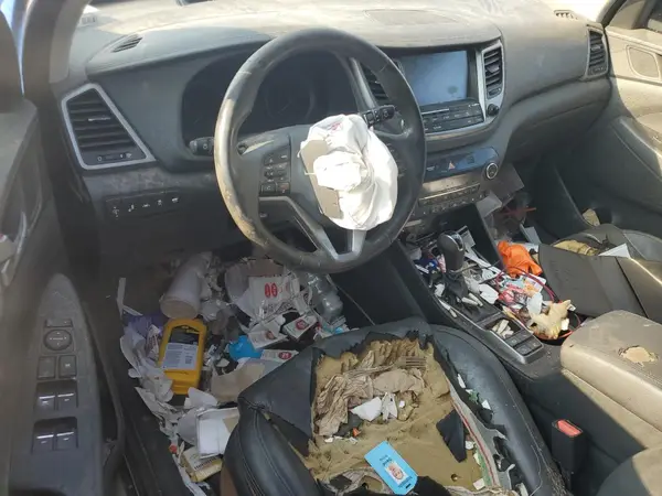 KM8J33A26HU336720 2017 HYUNDAI TUCSON - Image 8